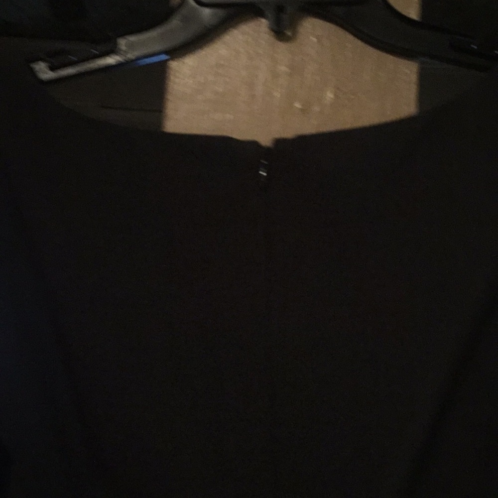 Dress - Picture 4 of 4